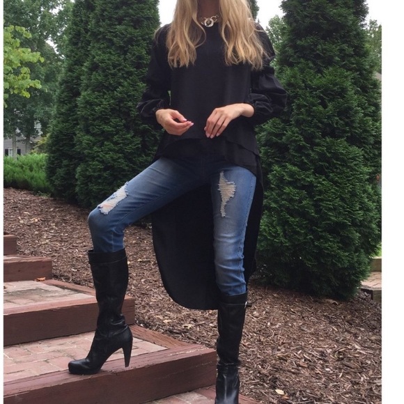 Slenderizing Black High/Low Blouse - Picture 6 of 7